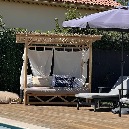 House Private Pool, Garden, 4 Bedrooms וילה