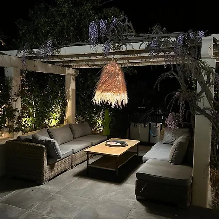 House Private Pool, Garden, 4 Bedrooms